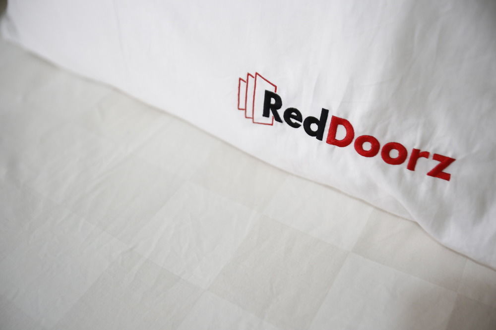 Reddoorz Near Cilandak Town Square Hotel Jakarta Exterior photo
